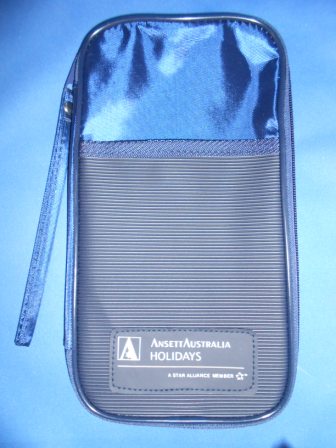 (image for) ANSETT AUSTRALIA HOLIDAYS TRAVEL WALLET