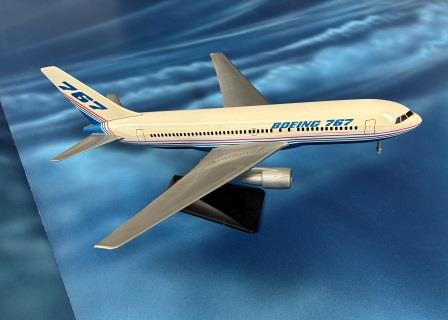 (image for) BOEING: "B767 Aircraft Model"