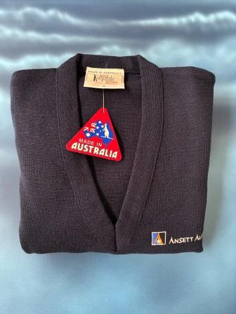 NAVY PULLOVER: "Size 16" (image for) NAVY PULLOVER: "Size 16"