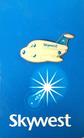 (image for) LAPEL BADGE - "Happy Plane" - Click Image to Close