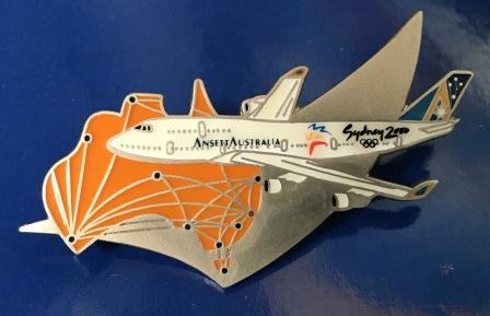 LAPEL BADGE: "Olympic B747-400 flying Over Australia" (image for) LAPEL BADGE: "Olympic B747-400 flying Over Australia"