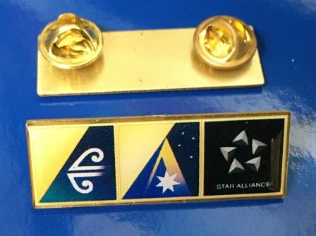 (image for) LAPEL BADGE: "Air NZ / Ansett Australia / Star Alliance - Click Image to Close