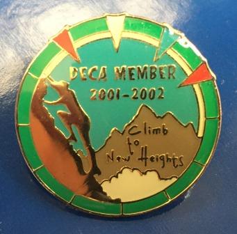 (image for) LAPEL BADGE: "Deca Member 2001-2002"