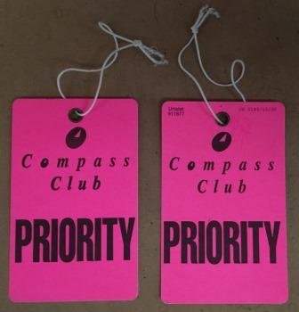 BAGGAGE TAG: "Compass Club Priority"