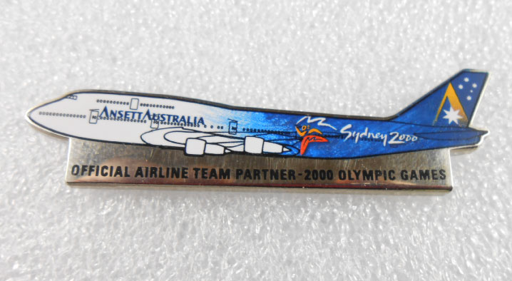 SYDNEY 2000 OFFICAL AIRLINE TEAM PIN - ANSETT AUSTRALIA
