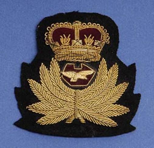 (image for) PILOT CAP BADGE